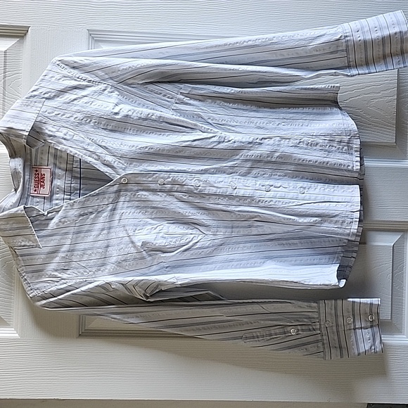 Button down shirt - Picture 1 of 3